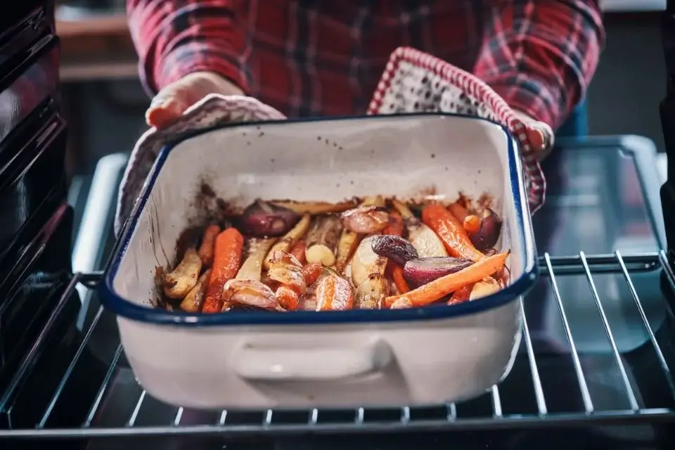 How to roast parsnips and carrots in the oven