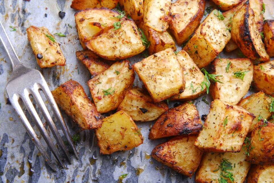 How to reheat roast potatoes for crispiness